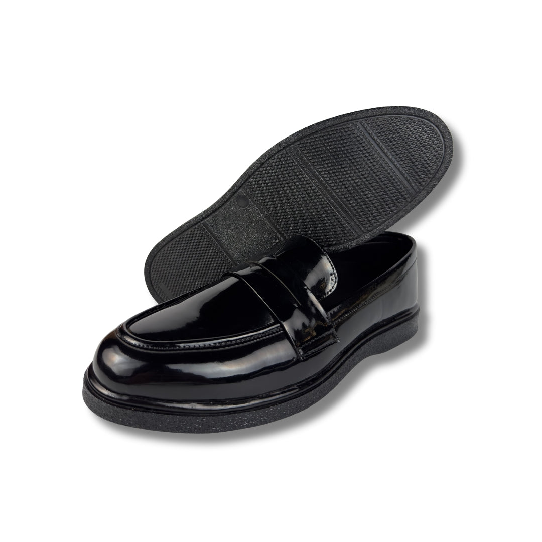 GLOSS BLACK LOAFER