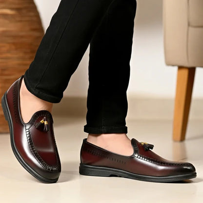 DARK BROWN TASSEL MEDICATED LOAFER